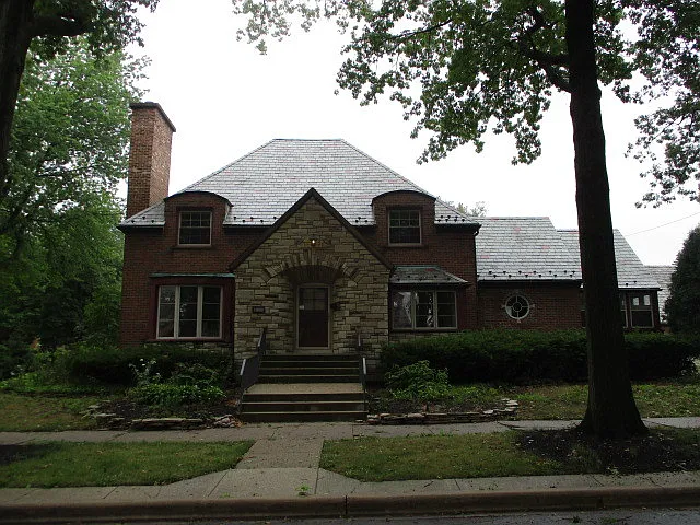 10000 S Hoyne Ave photo 1