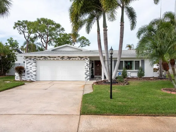 6322 BAYOU GRANDE BOULEVARD NE, ST PETERSBURG, FL 33702