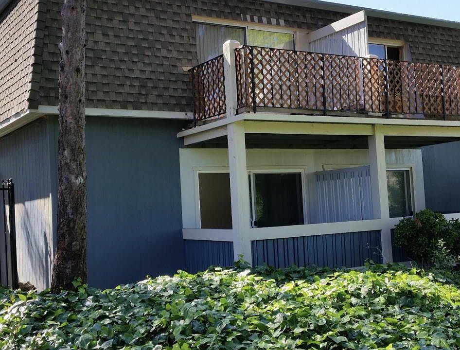 1st image of 1459 N Camino Alto APT 106