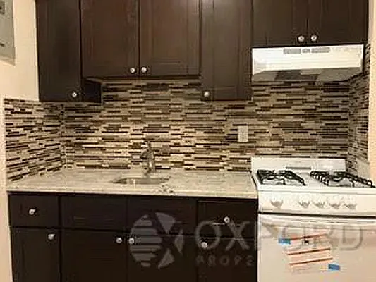 Rented by Oxford Property Group | media 36