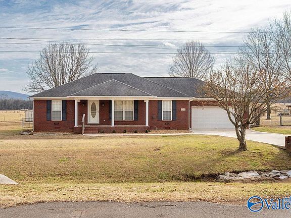 3rd image of 154 Cameron Church Rd