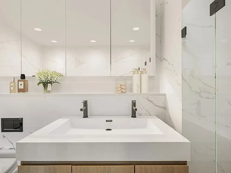 710 Metropolitan Ave #5B — Photo 8