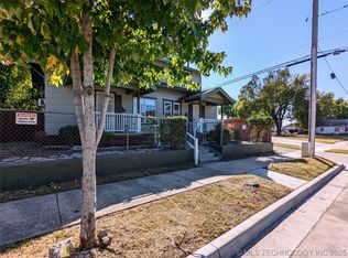 1518 E 10th St, Tulsa, OK 74120
