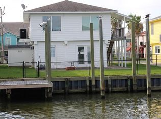 78 Tarpon St, Bayou Vista, TX 77563