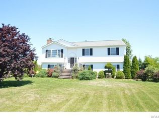 39 Kosuga Ln, Pine Island, NY 10969