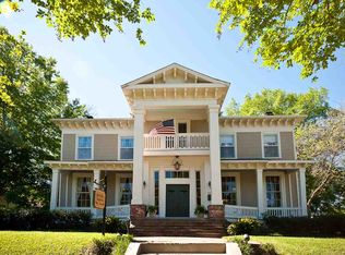 374 E Center St, Canton, MS 39046