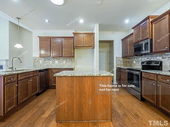 4th image of 53 E Milan Ct