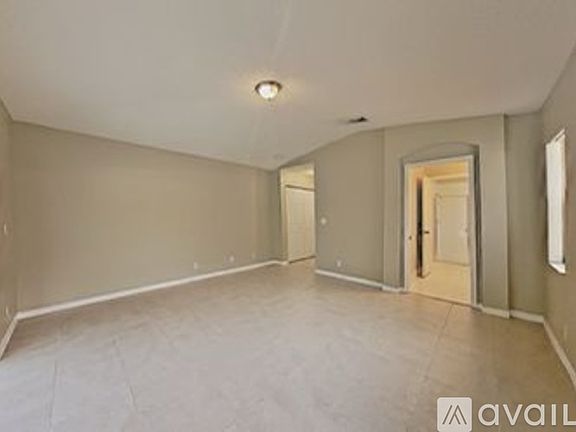 5th image of 1933 NW 208th Ter
