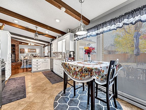 5th image of 1207 W Countrywood Cir