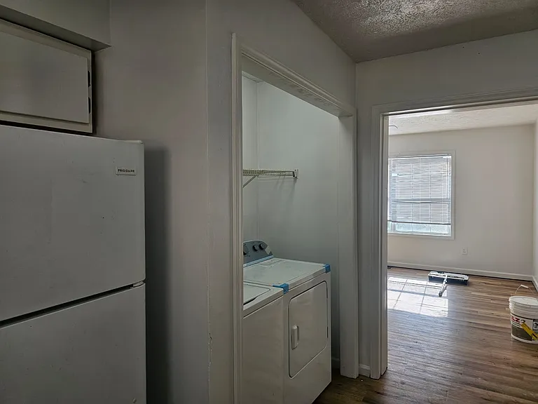 5 E Pinecrest Dr #101 — Photo 7