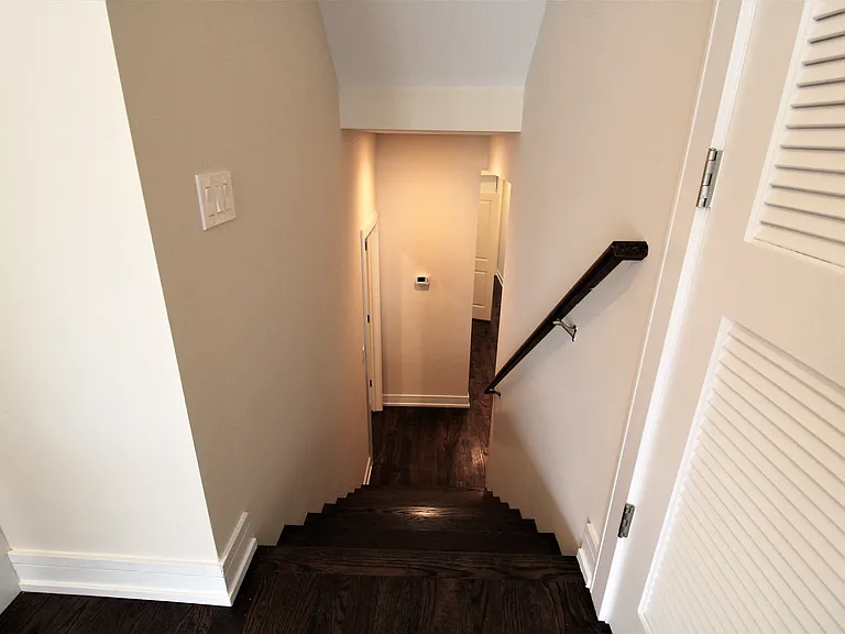 HIGHPOINT Albany Park on Montrose — Photo 19