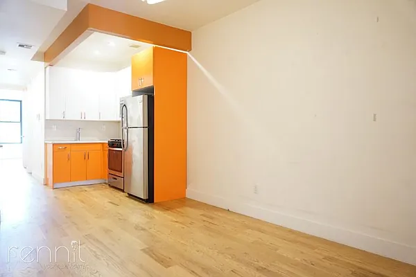 Rented by Rennit Inc. | media 30