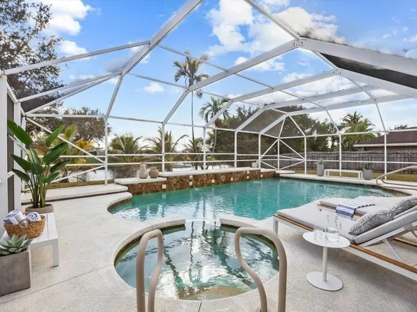 218 Las Palmas Street, Royal Palm Beach, FL 33411