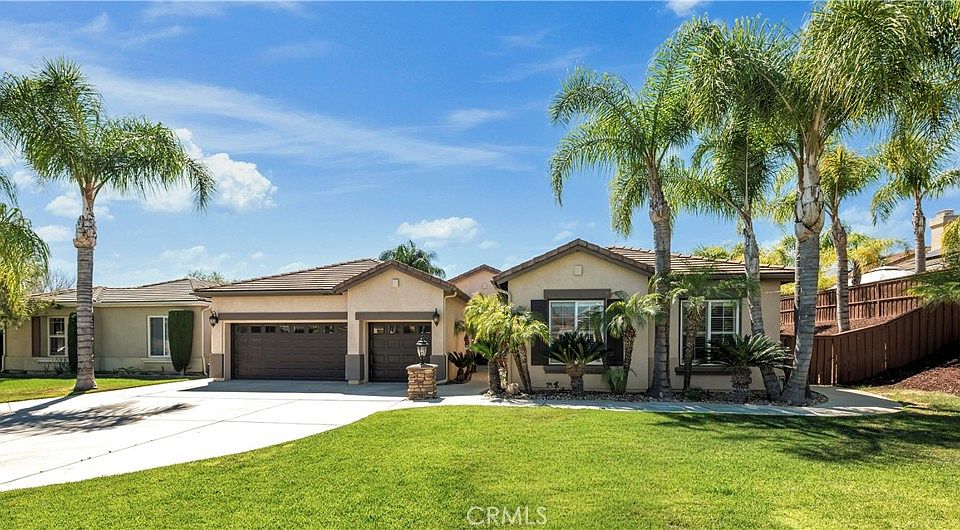 1st image of 26635 Paddington Ct