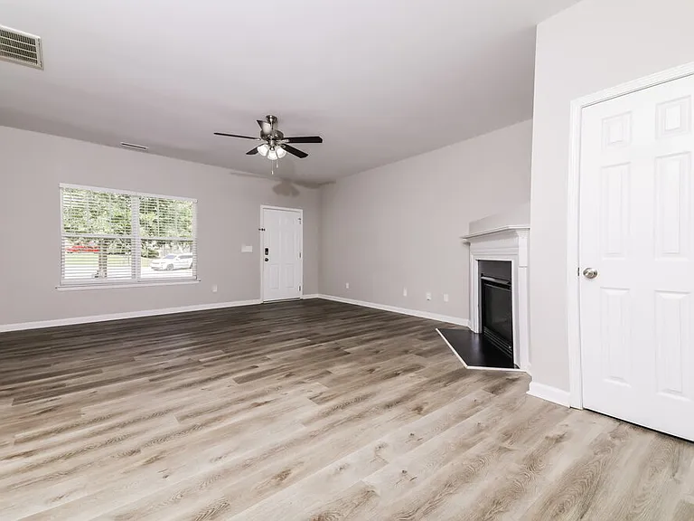 3501 Pinkham Way — Photo 5