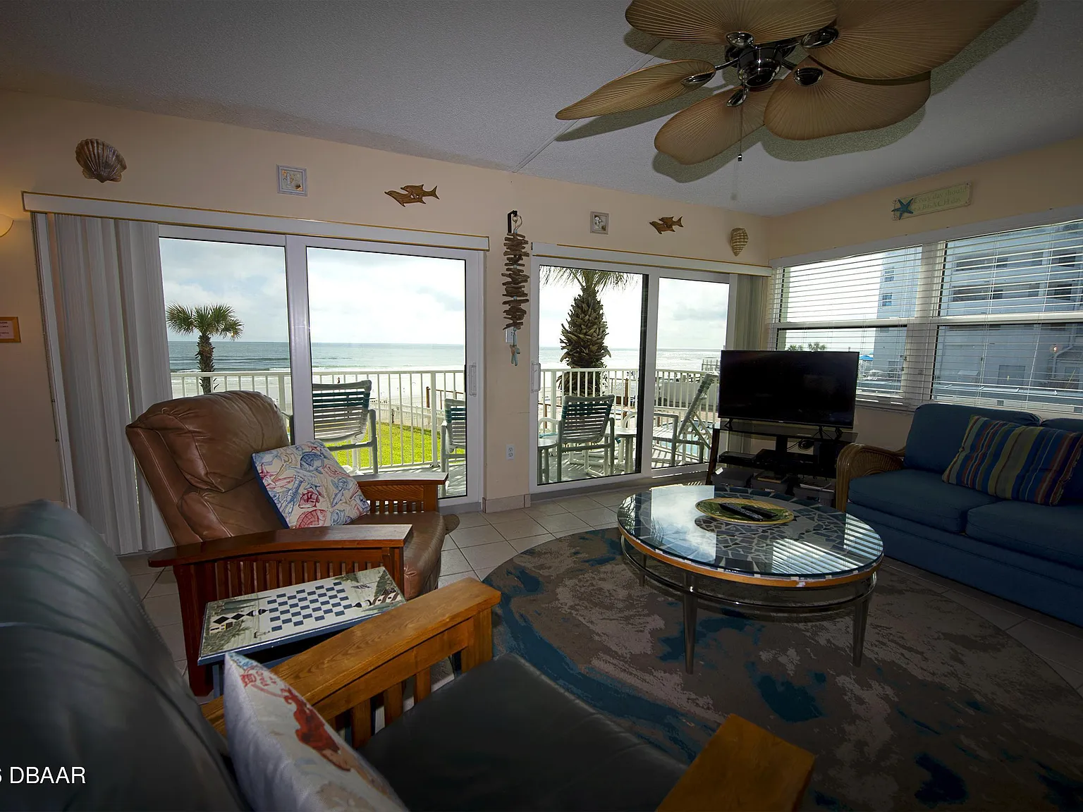 2 bed, 2.0 bath, 1080 sqft, $4,275 — Photo 2