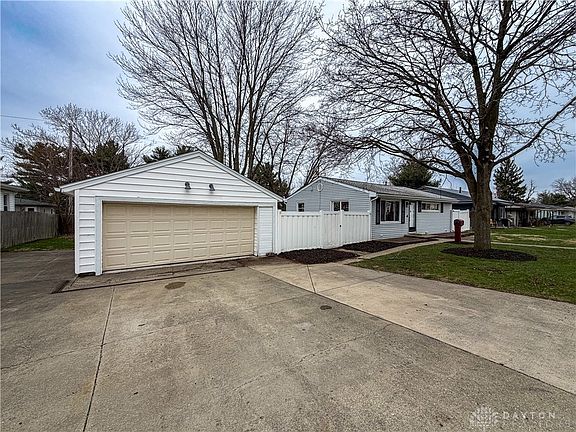 4th image of 856 Eichelberger Dr