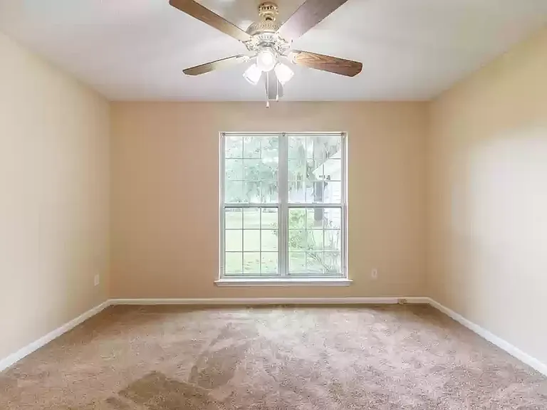 5108 Woodsdale Dr — Photo 14