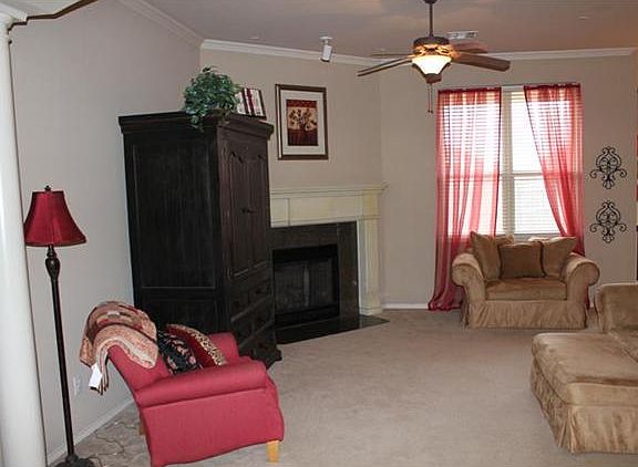 3rd image of 717 160th St