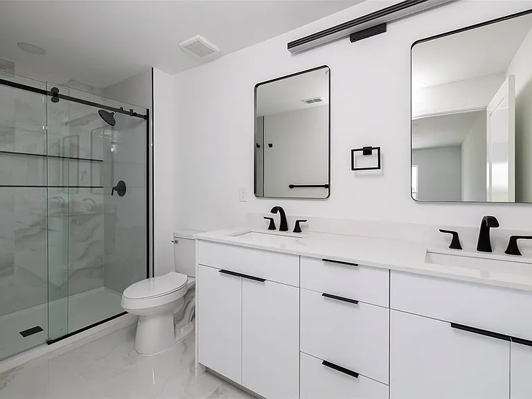 2057 Barroso St — Photo 5