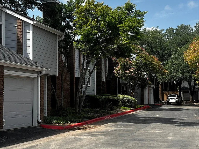 7635 Guadalupe St #1002 — Photo 26