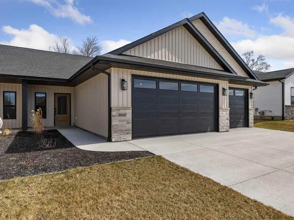 3060 Sunflower St, Ely, IA 52227
