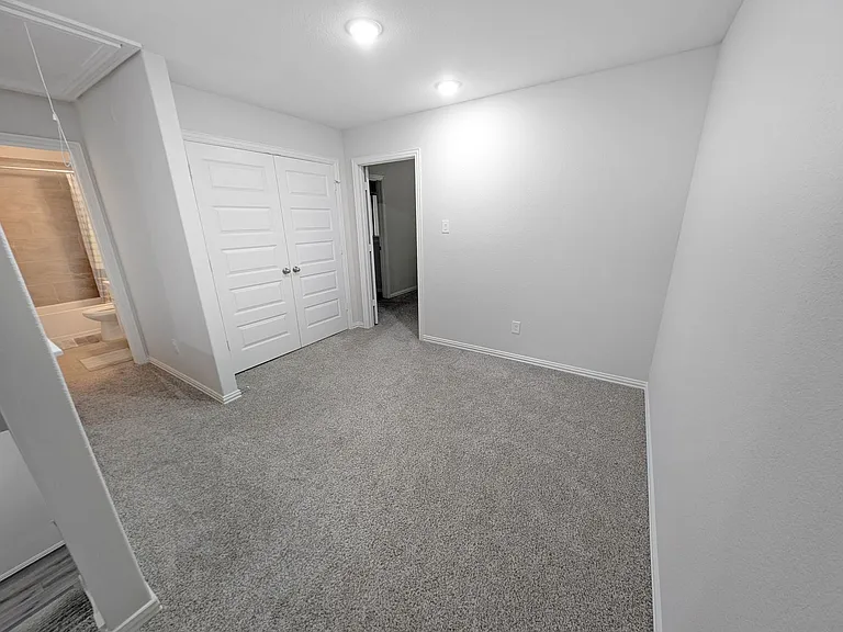 27939 Western Creek Ct — Photo 10