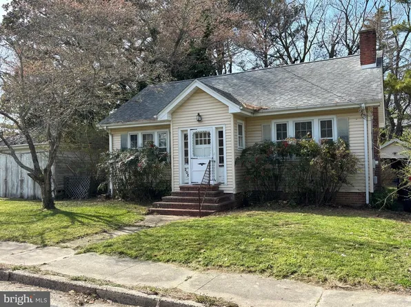 206 8th St, Pocomoke City, MD 21851