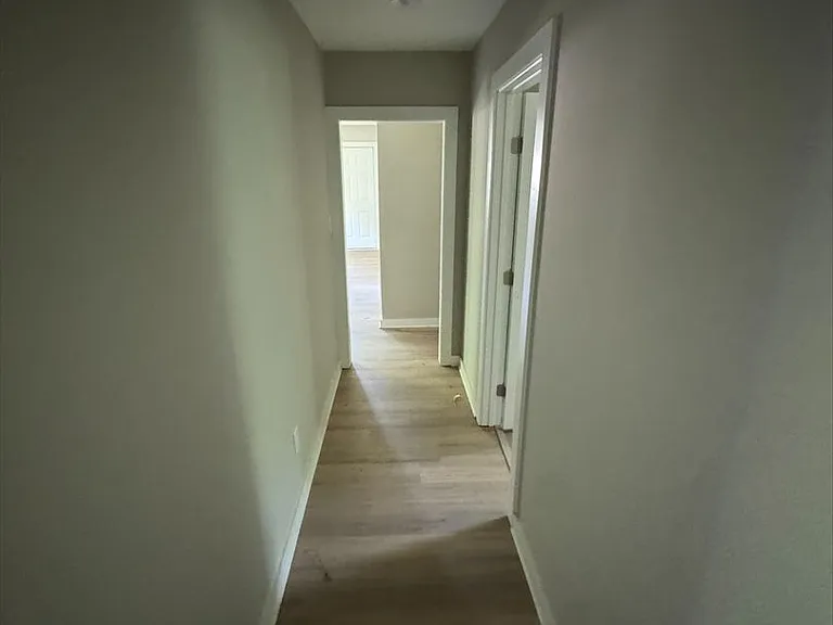 982 Webb Cir — Photo 10