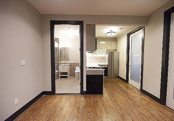 3rd image of 867 De Kalb Ave #3C