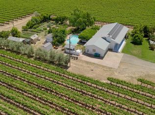 24910 N Linn Rd, Acampo, CA 95220