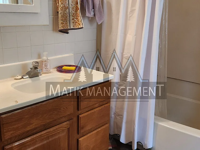 15 11th Ave NW #2 — Photo 15