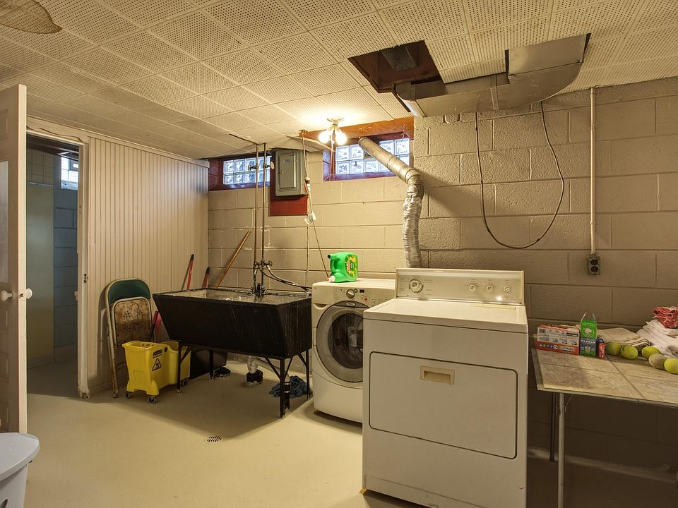 15105 Lexington, photo 21