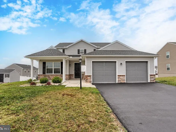 121 Eagle Rd, Dillsburg, PA 17019