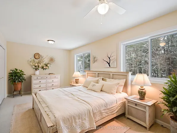 151 Pine St, Bracebridge, ON P1L 2H8