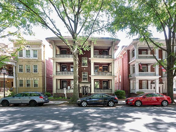 4th image of 2812 Monument Ave APT 4