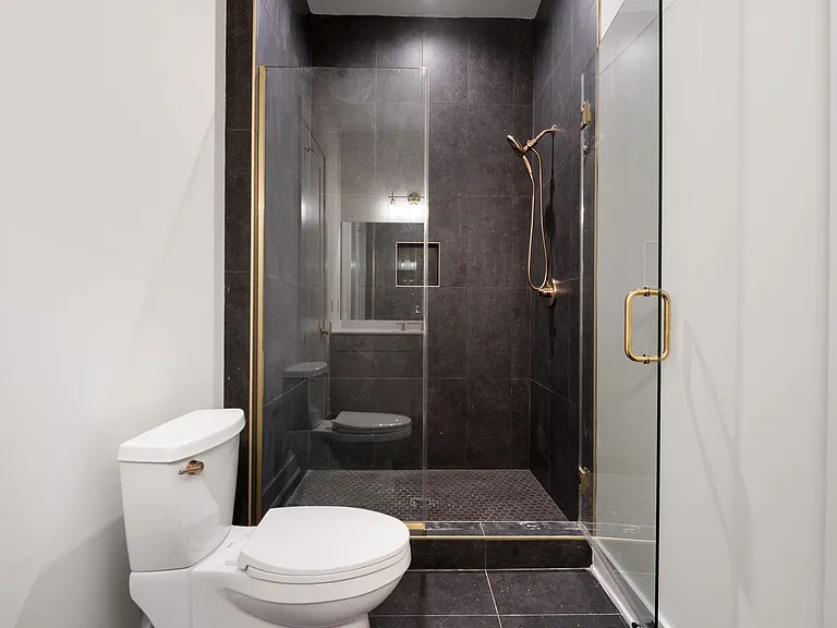 1006 Grant St — Photo 15
