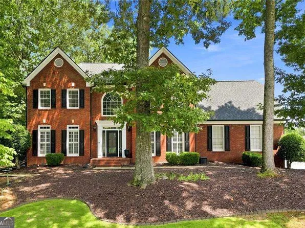 5000 Fairhaven Way NE, Roswell, GA 30075