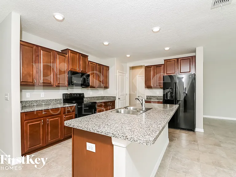14827 Crescent Rock Dr — Photo 5