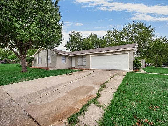 2nd image of 4328 Ashwood Dr