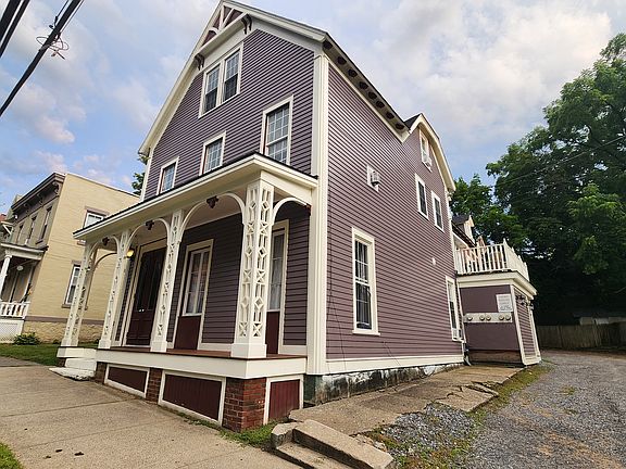 2nd image of 74 Caroline St #3
