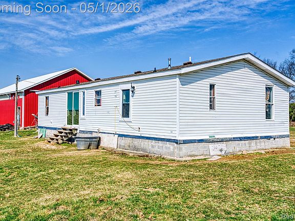 4th image of 12459 Earl Rd
