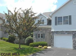 125 Washington Pl, State College, PA 16801
