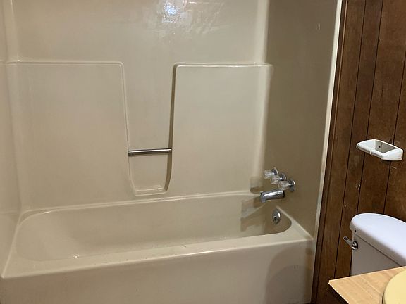 3rd image of 739 Romie Hill Ave #4
