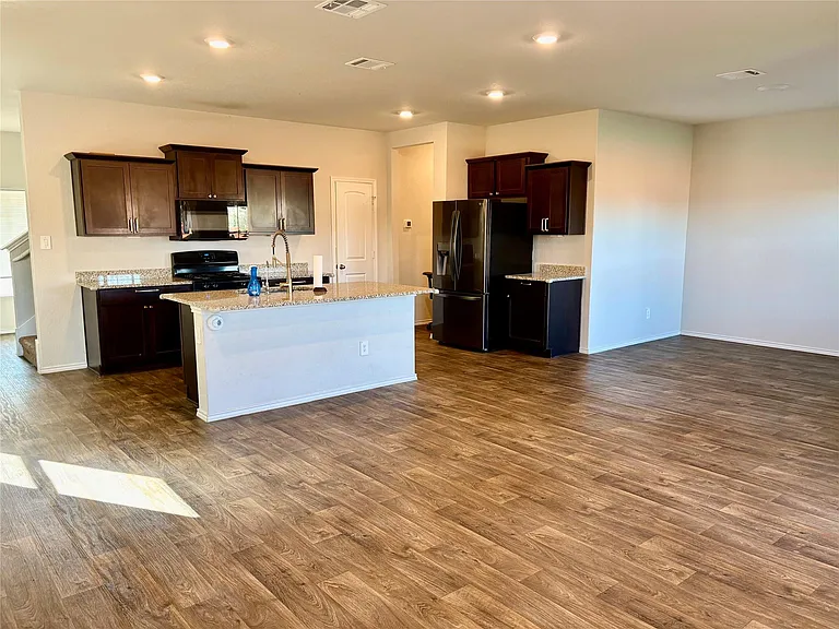 127 Snapdragon Ln — Photo 2