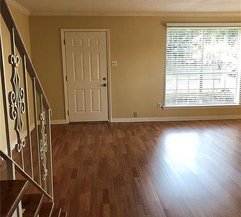 4th image of 4212 Chateau Blvd #A