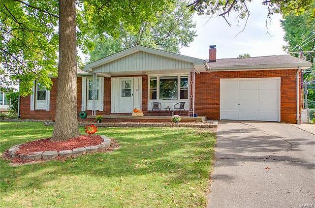 1st image of 451 Florida Dr