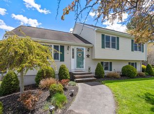 35 Sir Joseph Ct, Taunton, MA 02780