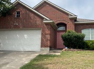 110 Charlotte Dr, Cedar Hill, TX 75104