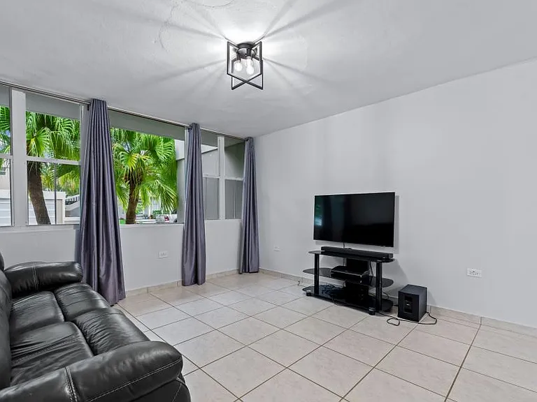 335 Calle Tiburom Urb Pass — Photo 13